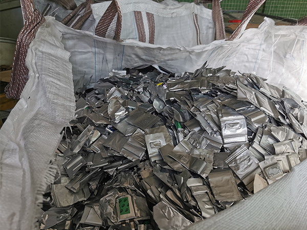 佛山回收軟包鋰電池 回收聚合物鋰電池 16年回收經驗