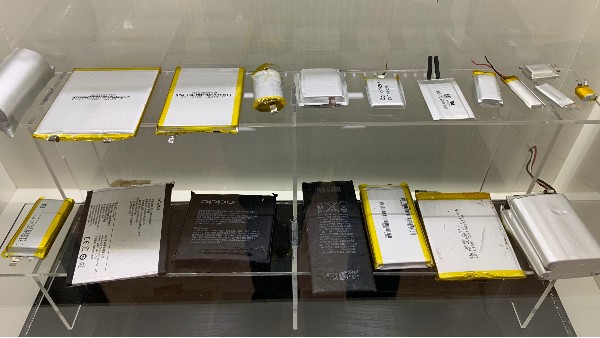 快充的電纜線是不是能夠隨意應用?東莞鋰電池回收廠家的答案來了