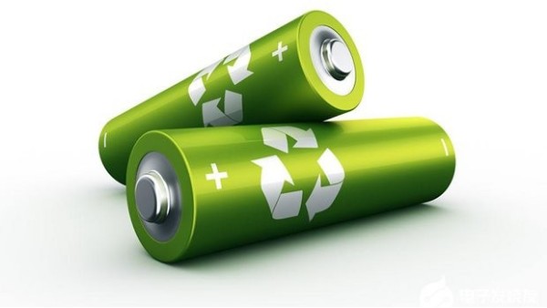 鋰離子做為鋰電池材料的優勢：輕、大、小