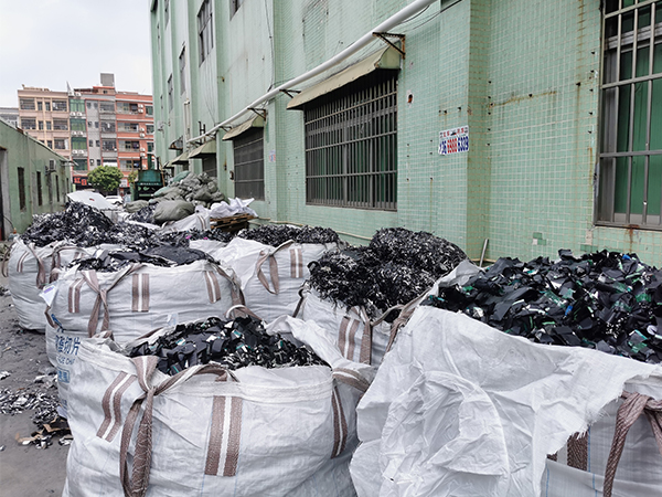 廢舊鋰電池的回收公司 電池片 16年廠家服務周到 廢舊鋰電池的回收公司 電池片 16年廠家服務周到